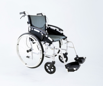 self-propelled-wheelchair